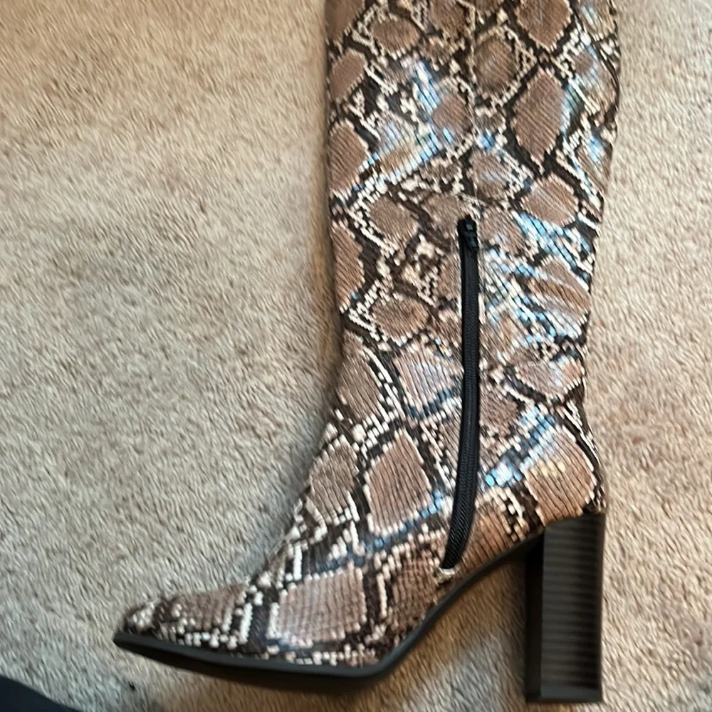 Python print mid calf boots - Picture 4 of 4